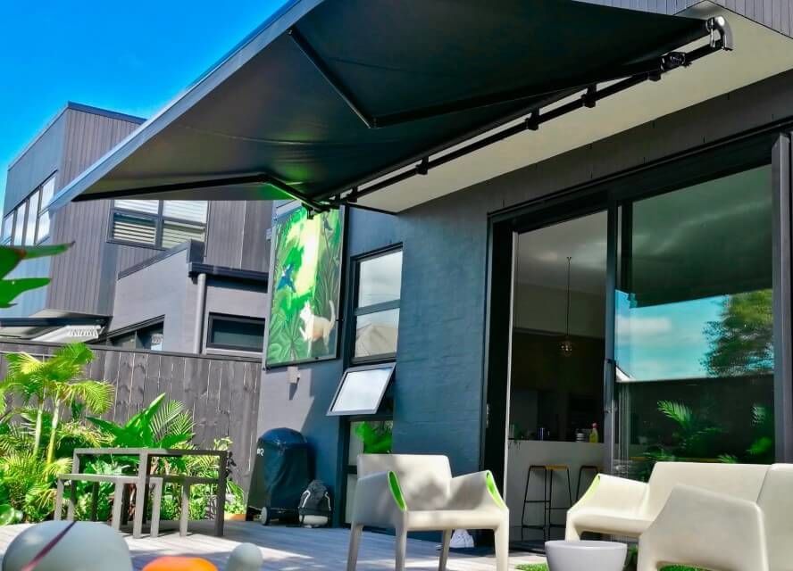 Retractable Awnings Cover Corp