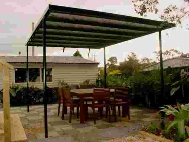 Retractable Awnings - DSC03427 copy.jpg