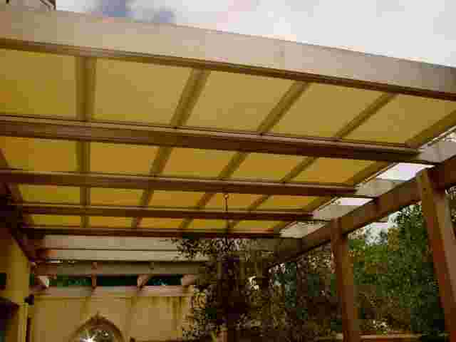 Retractable Awnings - DSC04288 copy.jpg