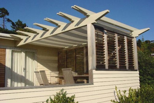 Retractable Awnings - trust_roller_screen copy.jpg