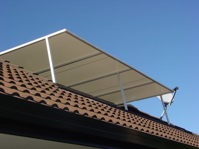 Fixed Frame Awnings - Flat panel Fixed Frame over upper terrace copy.jpg
